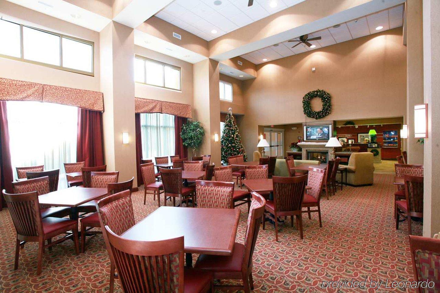 Hampton Inn & Suites Westford-Chelmsford Restaurant photo